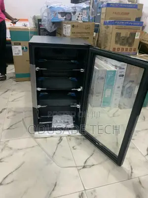 Powersave Hisense 91LITRES Chiller Showcase Fridgefl 94CJ