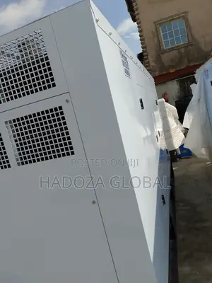 Industrial-Grade 400kva Soundproof Perkins Generator