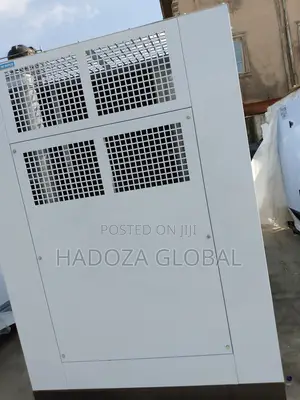 State-of the-Art 400kva Soundproof Perkins Generator