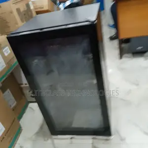 Hisense Productivity Boosting 91L Glass Door Beverage Cooler
