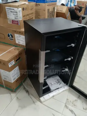 New Efficient Beverage Cooler Hisense 90l