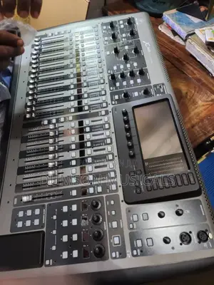 Behringer Digital Mixer X32
