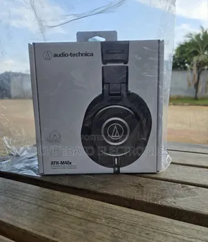 Audio Technica Athm40x Mixing and Monitoring Headphones