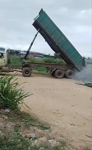 Granite Full Trailler