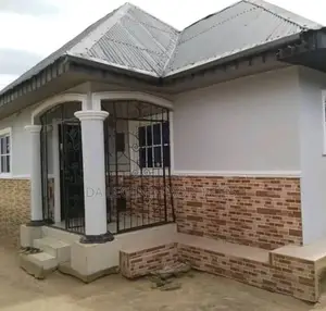 2bdrm Bungalow in Uyo for sale