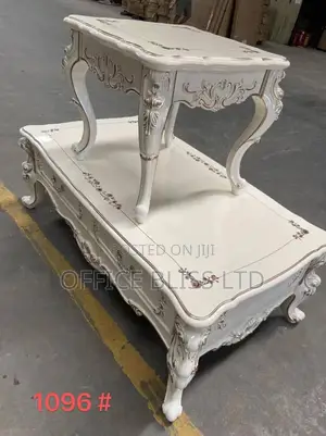 Contemporary Luxury Royal Center Table Two Side Stools