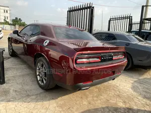 Dodge Challenger GT AWD 2017 Red