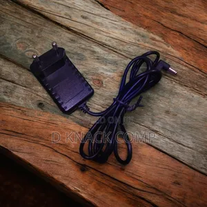 12 Volts 1.5 Amps Adapter / Charger