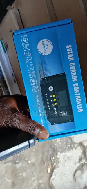 30AH PWM Charge Control 12 .24voilts