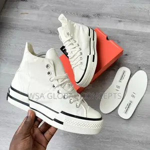 Converse Chuck Taylor All Star 70 PLUS High Beige