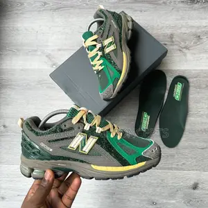 New Balance 1906R Series Diamond District Green