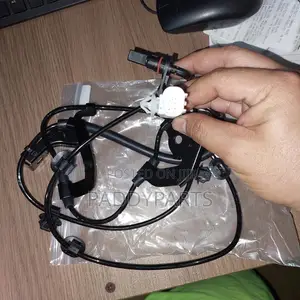 Toyota Fortuner Abs Wheel Speed Sensor