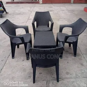 Plastic Chair and Table for Restaurant