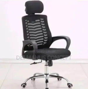 Office Chair With Headrest and Rolling Tyre