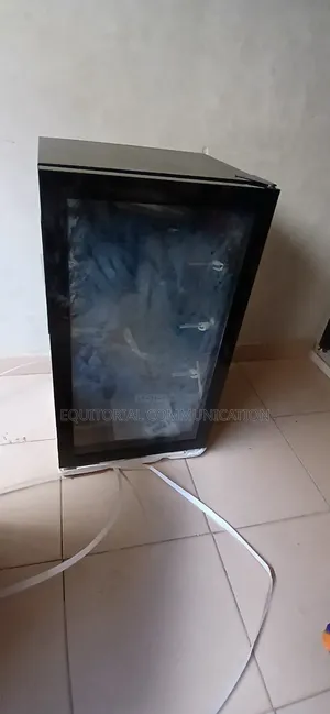 Hisense 91L Jc-94 Glass Door Beverage Cooler