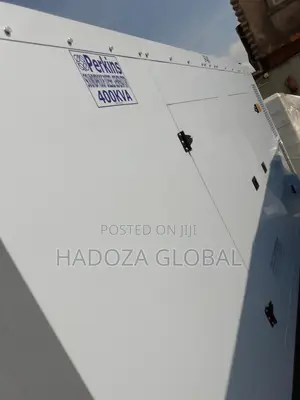 Elegant-Structured 400kva Soundproof Perkins Generator