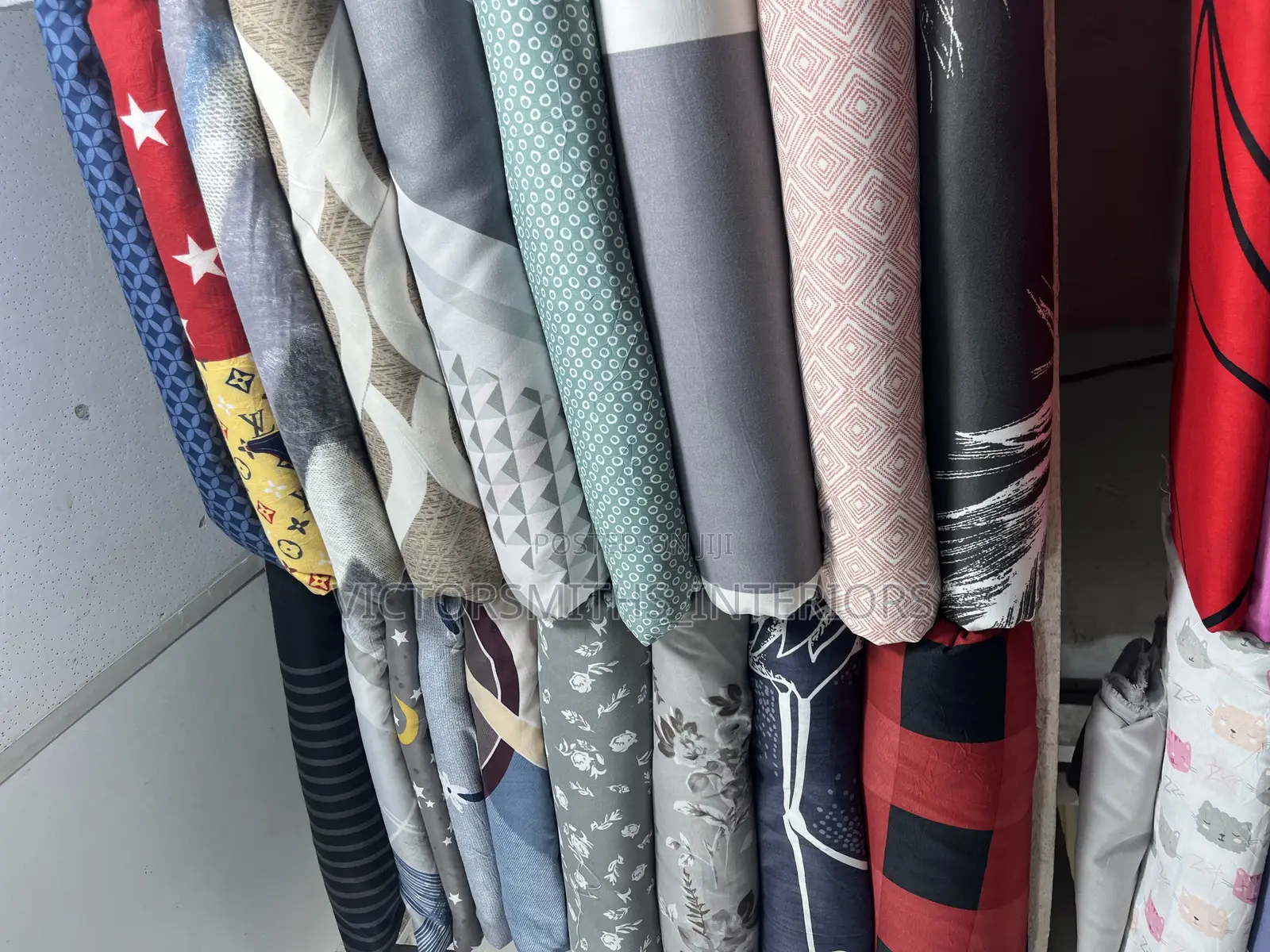 High Quality Bedsheets % Curtains