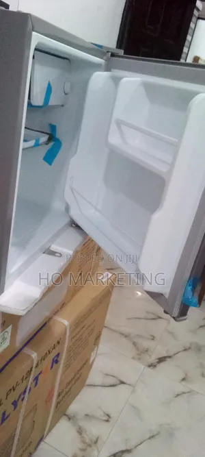Energy Saving Midea 45L Bedside Refrigerator