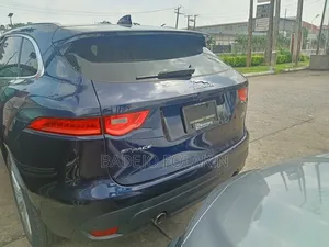Jaguar F-Pace 30t R-Sport AWD 2020 Blue