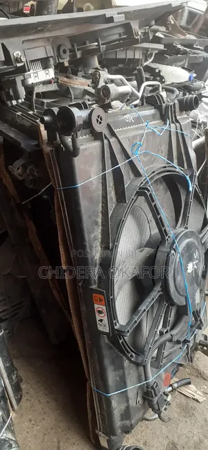 Radiator and Fan and Condenser for Hyundai Santa 2017