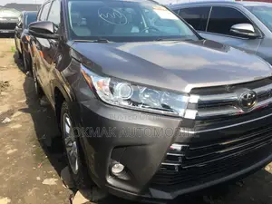 Toyota Highlander 2016 Gray