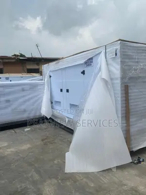 Suitable Soundproof 250kva Diesel Perkins Generator