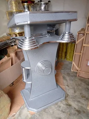 Classic Unique Design Pulpit.