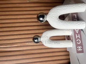 Nordic Decor Piece With Ball