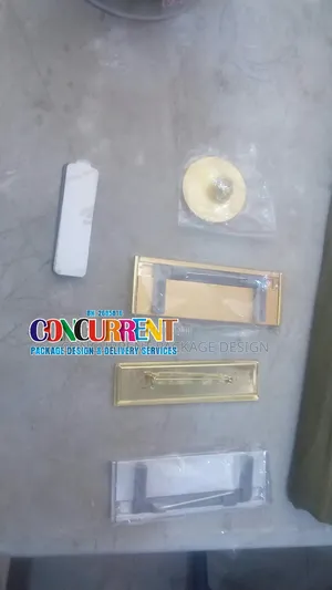 Name Tags Manufacturing