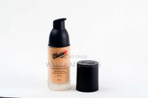 Classic Concealing Matte Foundation
