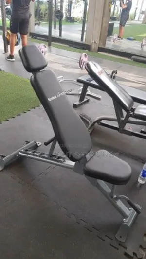 Full Adjustable Weight Bench