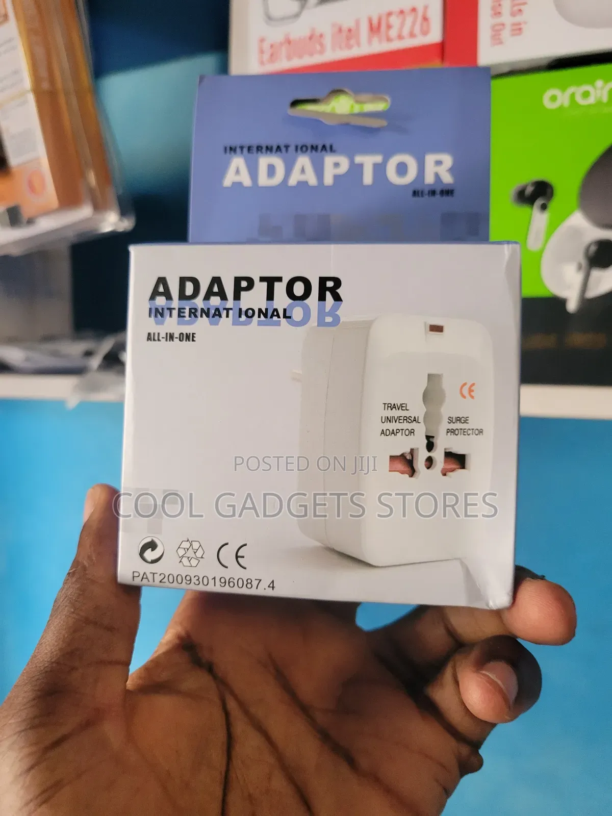 Universal Travel Adapter Without Usb