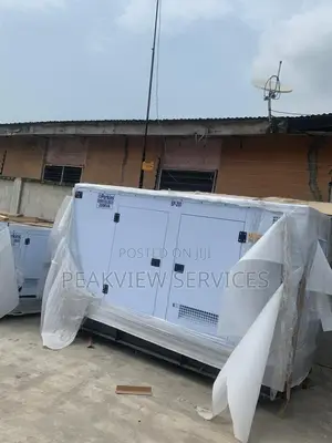 Current Regulation 200kva Perkins Soundproof Generator