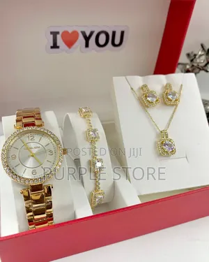 Michael Kors Women Watch and Jewellery Set in Gold