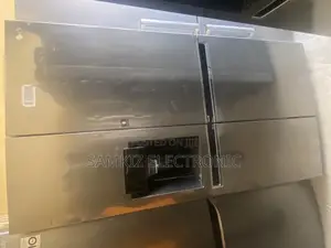 LG Side-by-Side Refrigerator Freestanding 601 L F Graphite