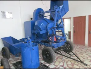 Set of Complete Concrete Mixer With Hoist