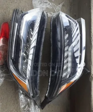 Touring Head Light Honda CRV 2018