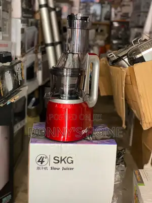 SKG Professional Slow Juicer
