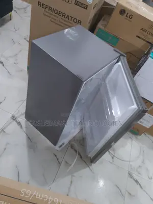 Fast Freeze Hisense Single Door 90L Refrigerator(Ref093dr)