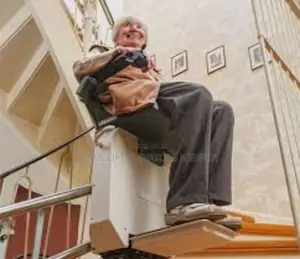 Quality Customized Hydraulic Stairlift by Homelift Elevators