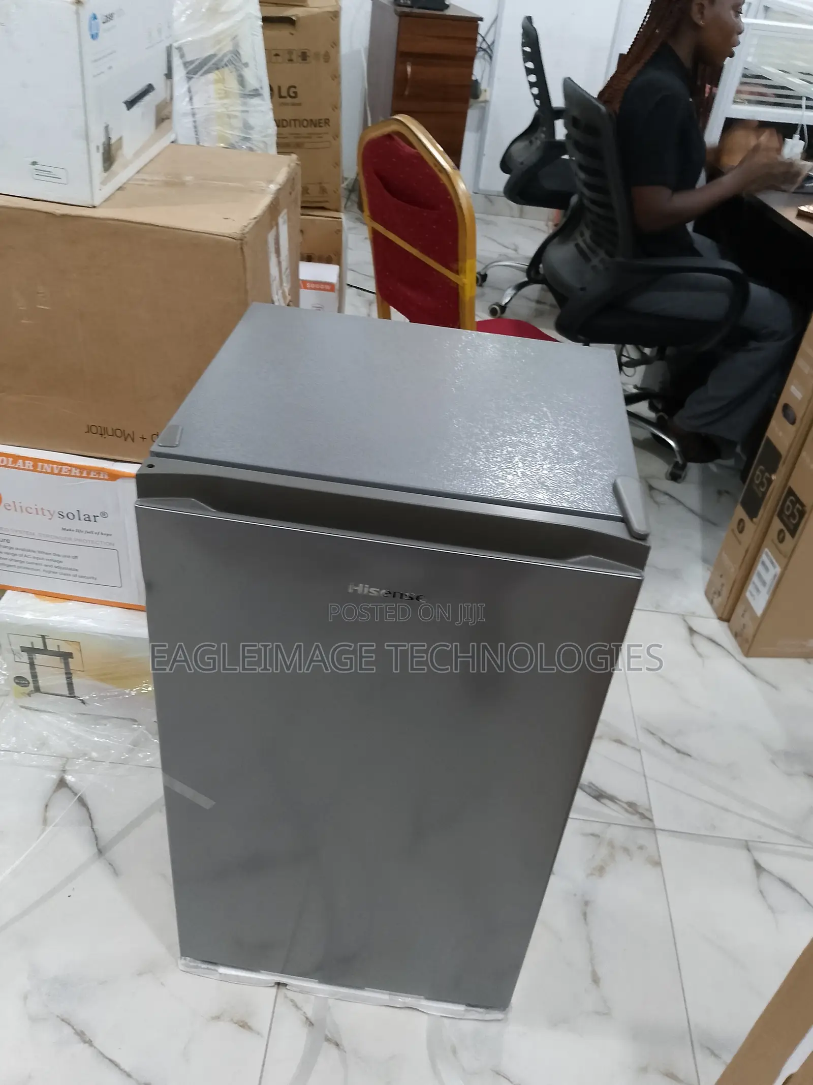 Consumer's Choice Hisense 90L Refrigerator(Ref093dr)