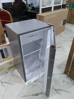 Best Suited Hisense Single Door 90L Refrigerator(Ref093dr)