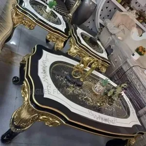 Royal Center Table With 2 Side Stools
