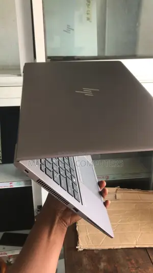 Laptop HP ZBook 15u G5 16GB Intel Core I7 SSD 1T