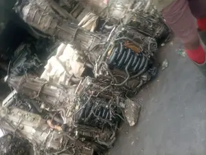 Toyota Tundra Sequoia Land Cruiser 3ur V8 Engine.