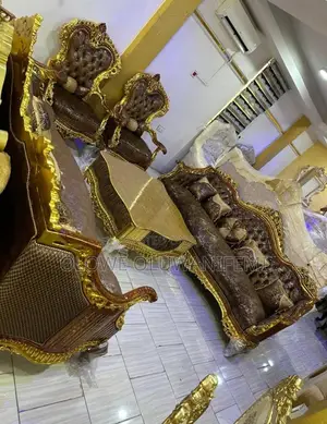 Luxury High Quality Royal Sofa