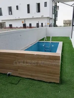5bdrm Duplex in Flood Free Estate for sale