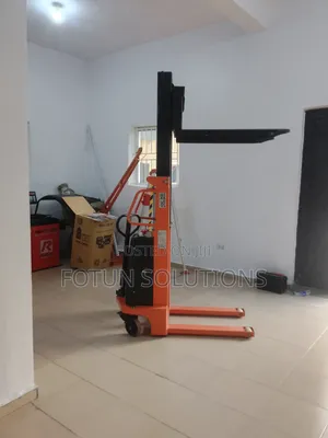 Semi Electric Stacker