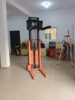Semi Electric Stacker