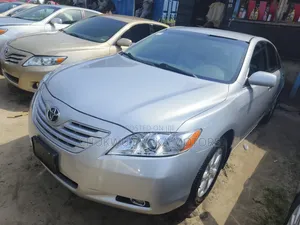 Toyota Camry LE 4dr Sedan (2.4L 4cyl 5A) 2009 Silver